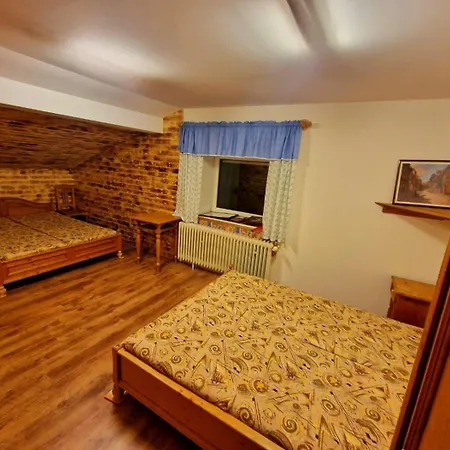 Penzion Na Vyhlidce 3*