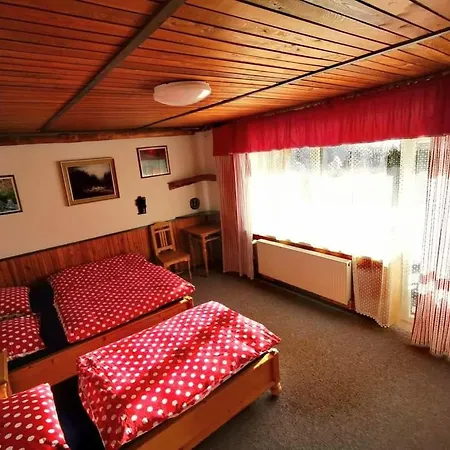 Na Vyhlidce 3*
